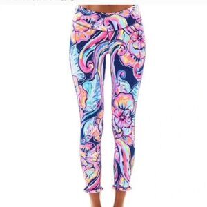 LILLY PULITZER Luxletic Marla Weekender Leggings in Boho Bateau print size Large